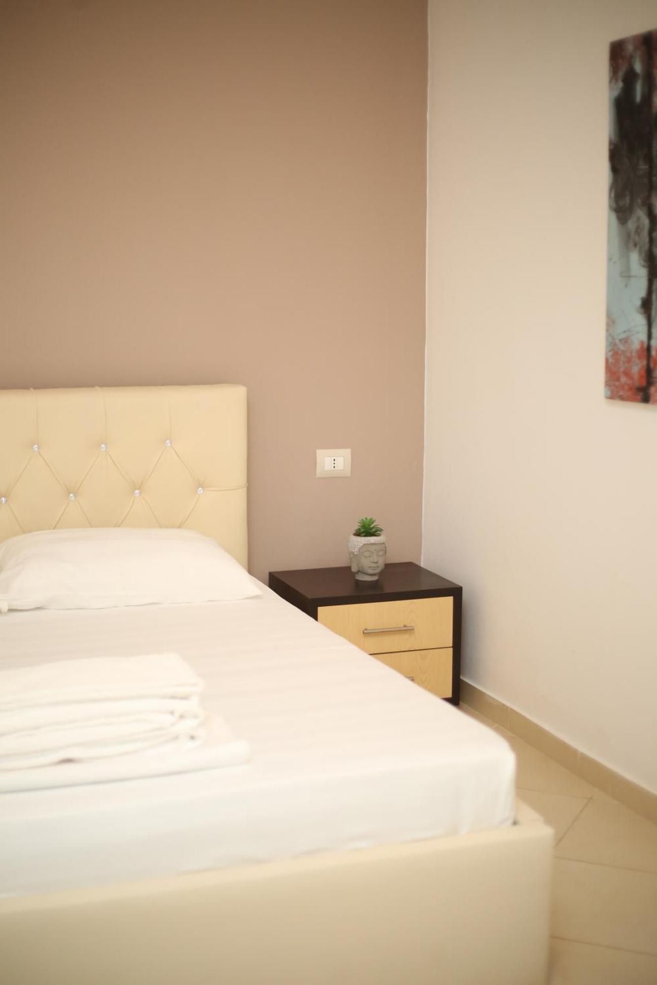 Tekb Rooms & Apartments Vlora Kültér fotó