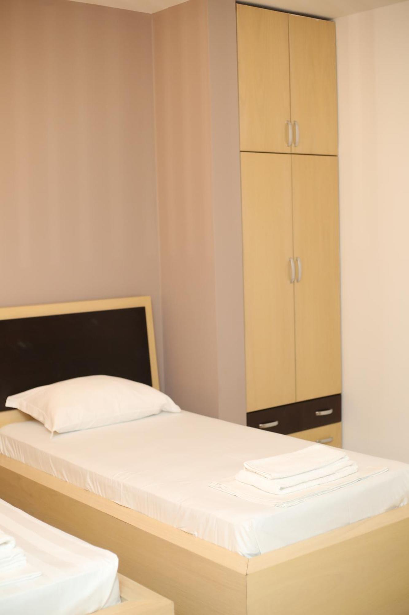 Tekb Rooms & Apartments Vlora Kültér fotó
