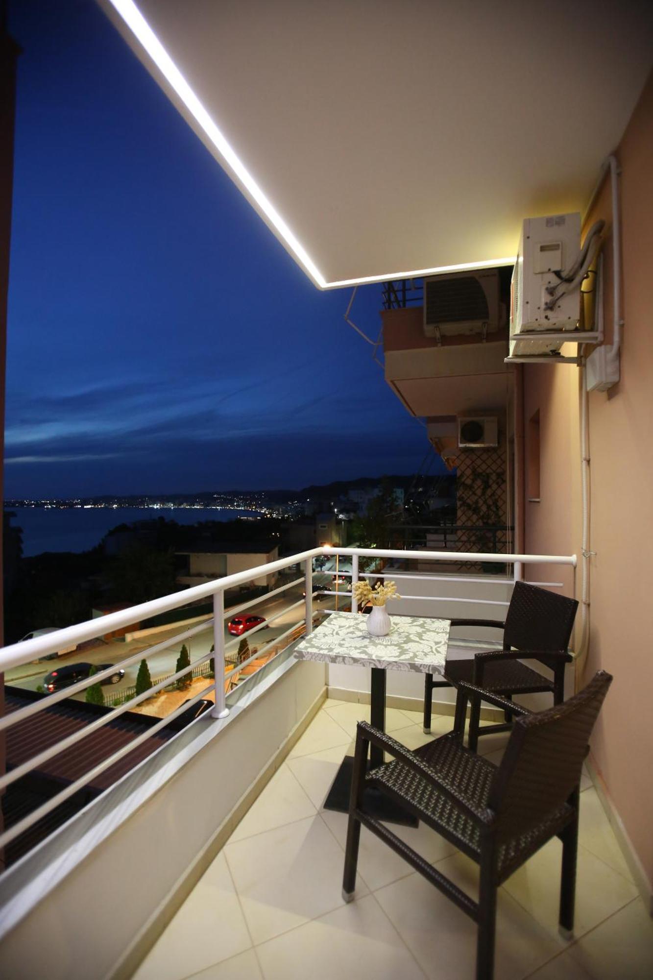 Tekb Rooms & Apartments Vlora Kültér fotó